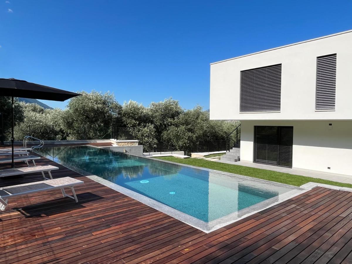 Olivo Luxury Apartments Malcesine Exterior foto