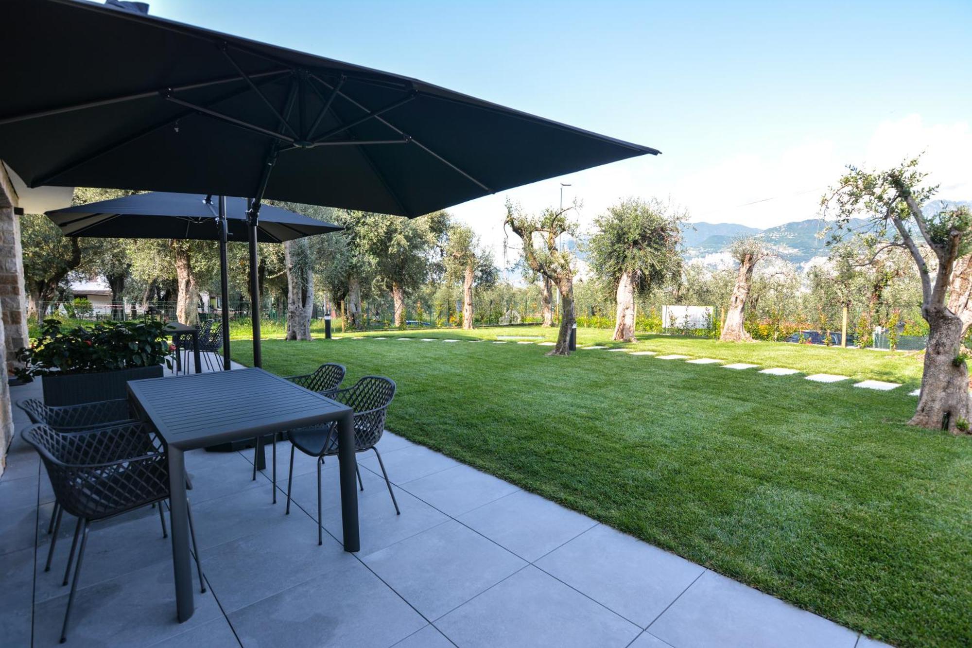Olivo Luxury Apartments Malcesine Exterior foto